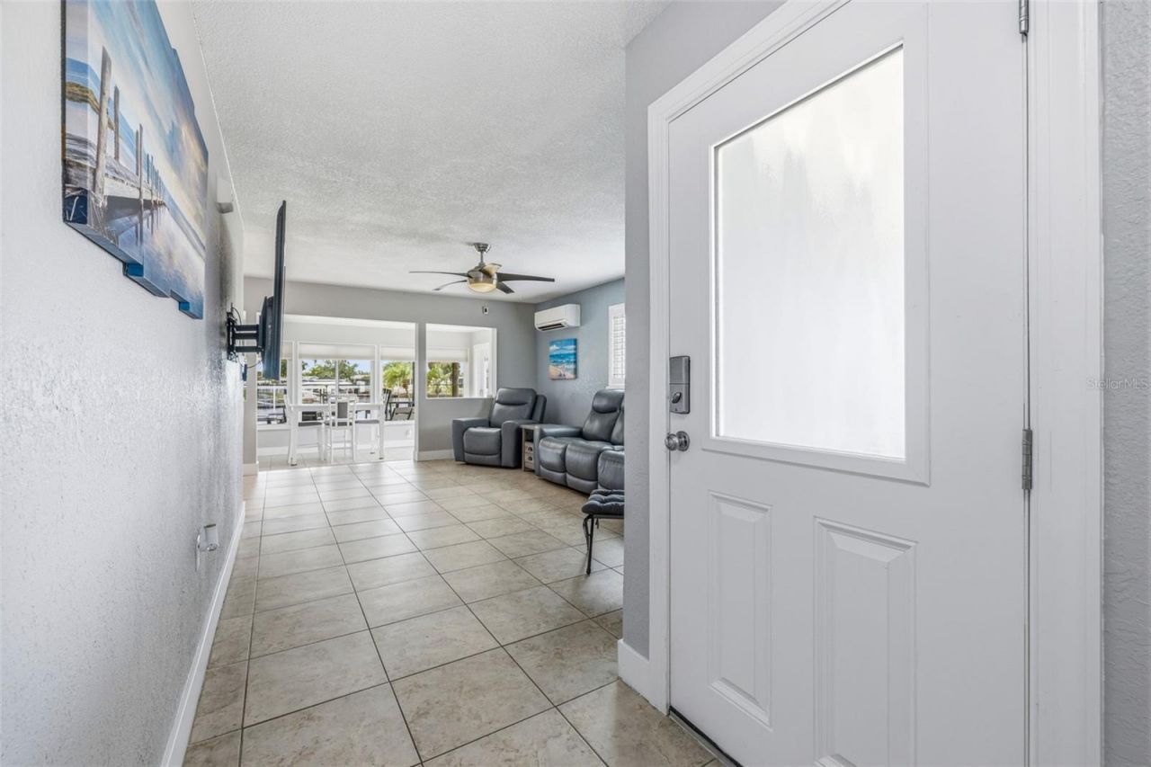 4320 Floramar Terrace , New Port Richey, FL 34652 Photo