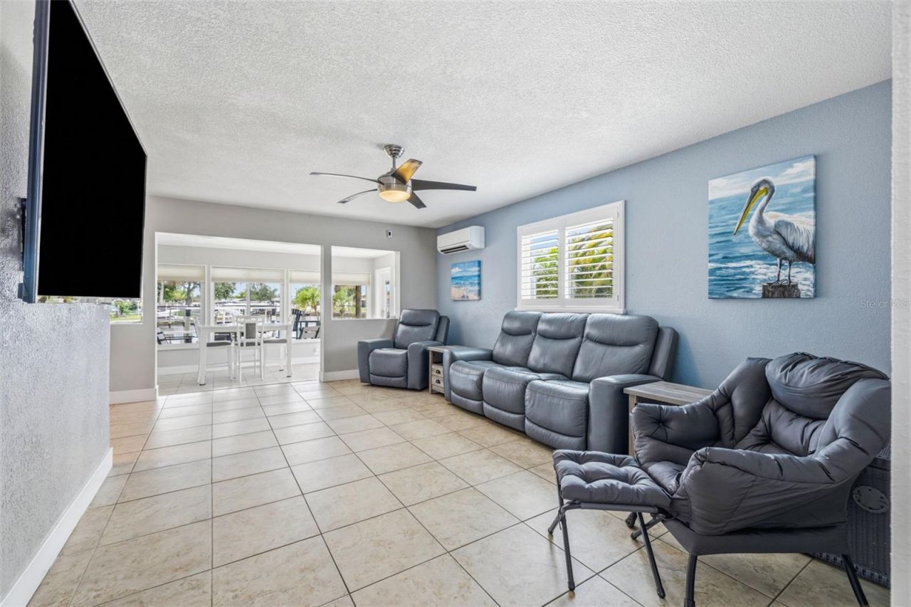 4320 Floramar Terrace , New Port Richey, FL 34652 Photo