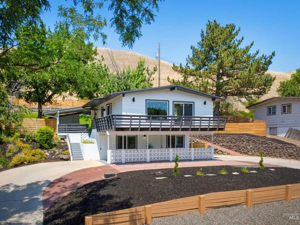 2831 N Bogus Basin Rd, Boise, ID 83702