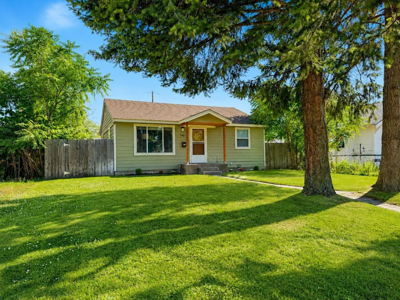 1407 W Kiernan Ave, Spokane, WA 99205 Main Photo