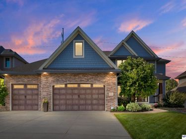 19701 Farnam Street, Omaha, NE 68022