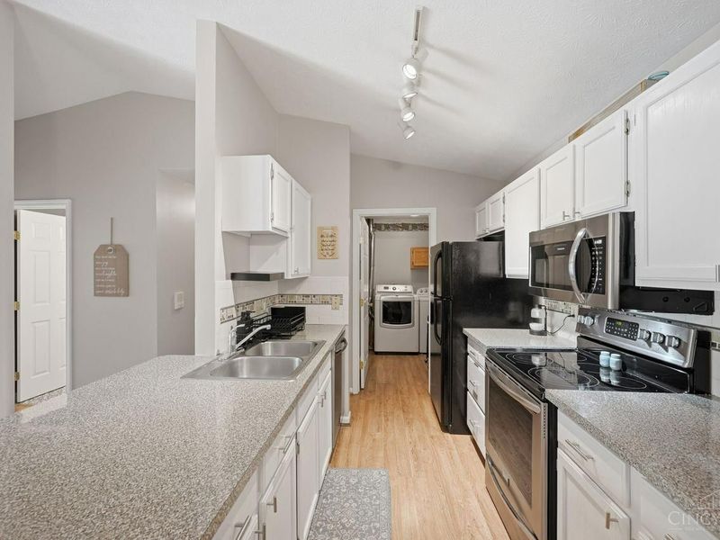 7680 Scioto Court, Unit 207, West Chester, OH 45069 Photo 10
