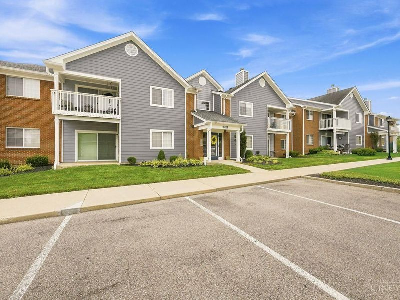 7680 Scioto Court, Unit 207, West Chester, OH 45069 Photo 2
