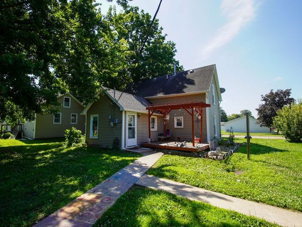 315 W Marion Street, Monroe, IA 50170