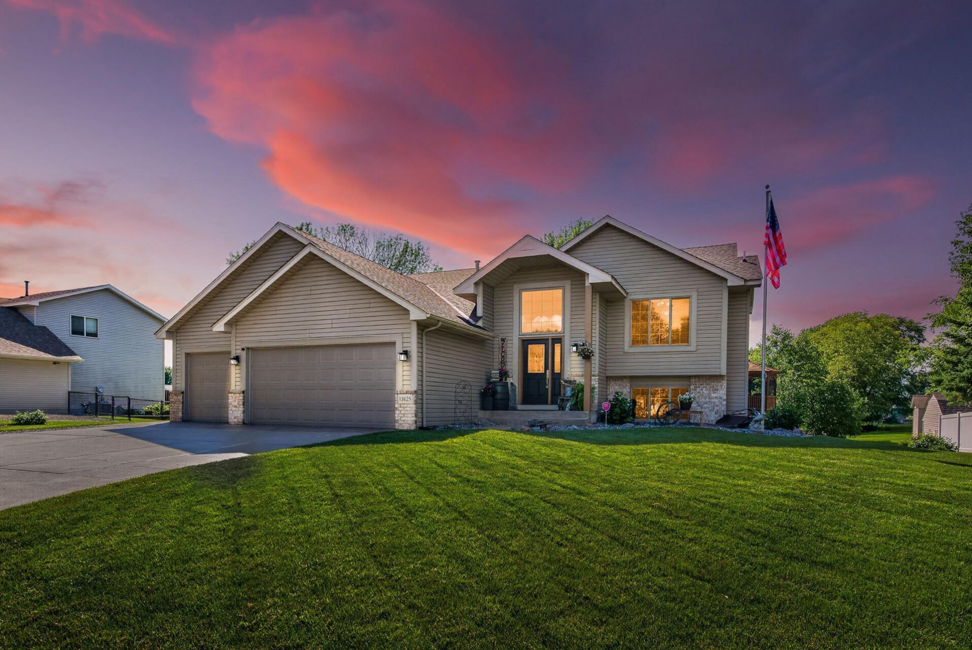 13825 Mallard Trail, Rogers, MN 55374