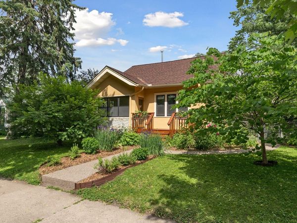 3527 40th Avenue S, Minneapolis, MN 55406