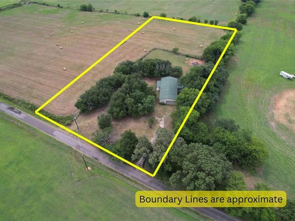 250 County Road 2426, Como, TX 75431