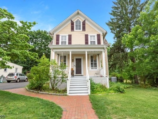 139 Main St, Hampton, NJ 08827