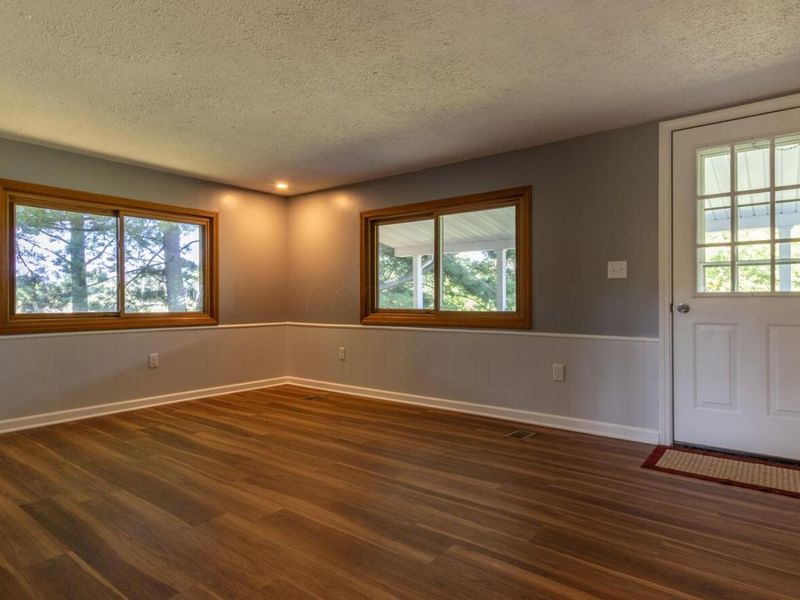 2865 Logan Thornville Road NE, Rushville, OH 43150 Photo 10