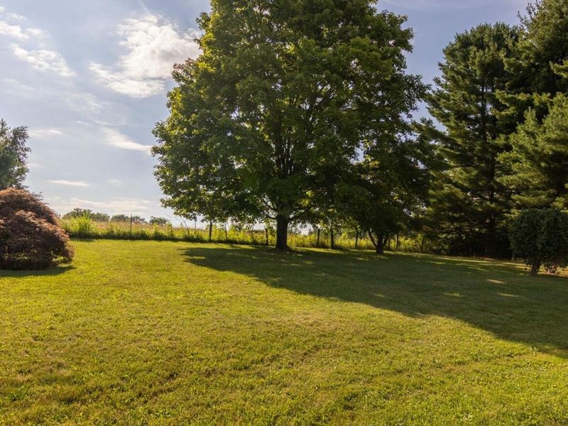 2865 Logan Thornville Road NE, Rushville, OH 43150 Photo 6