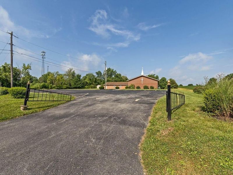 9564 Hazelton Etna Road SW, Pataskala, OH 43062 Photo 5