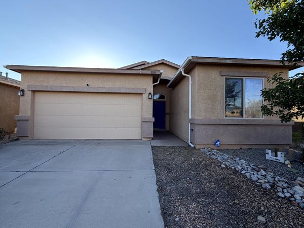 3014 Morrissey Street SW, Albuquerque, NM 87121