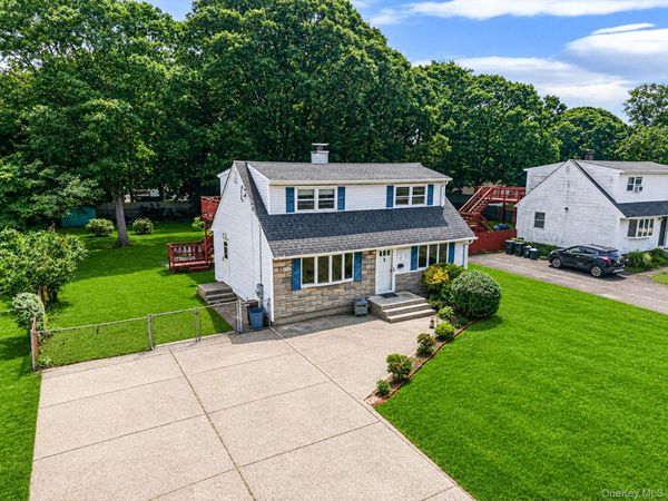 146 Dawn Drive , Centereach, NY 11720