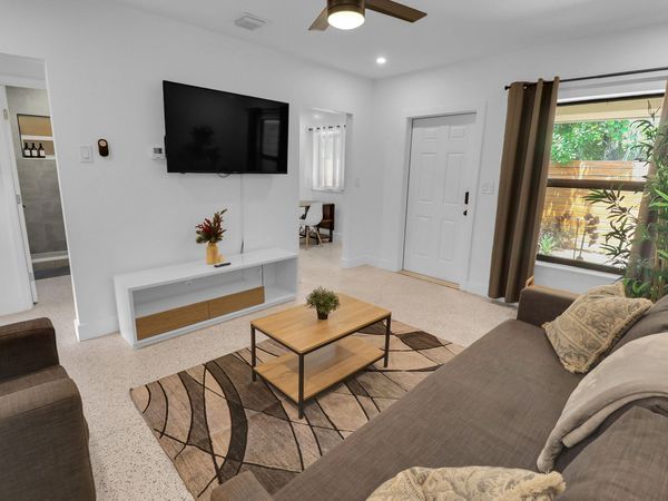 210 SW 11th Street, Unit 1, Fort Lauderdale, FL 33315