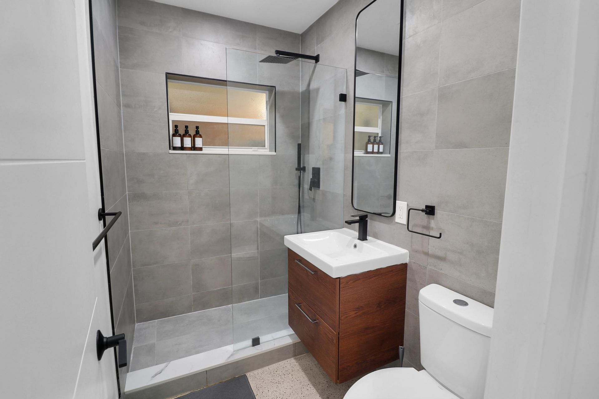 210 SW 11th Street, Unit 1, Fort Lauderdale, FL 33315 Photo