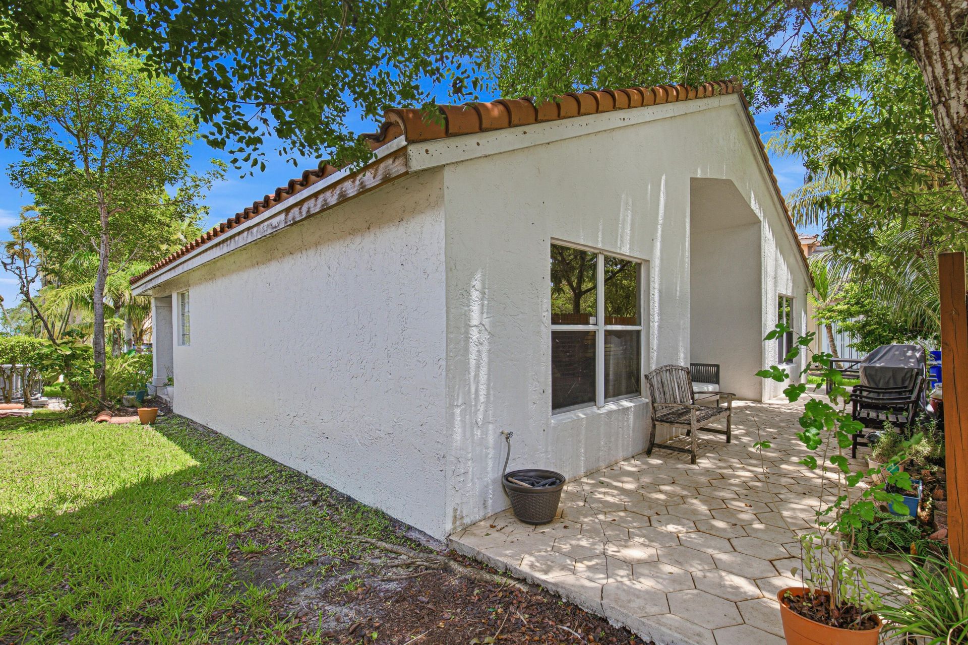 2036 NW 183rd Circle, Pembroke Pines, FL 33029 Photo