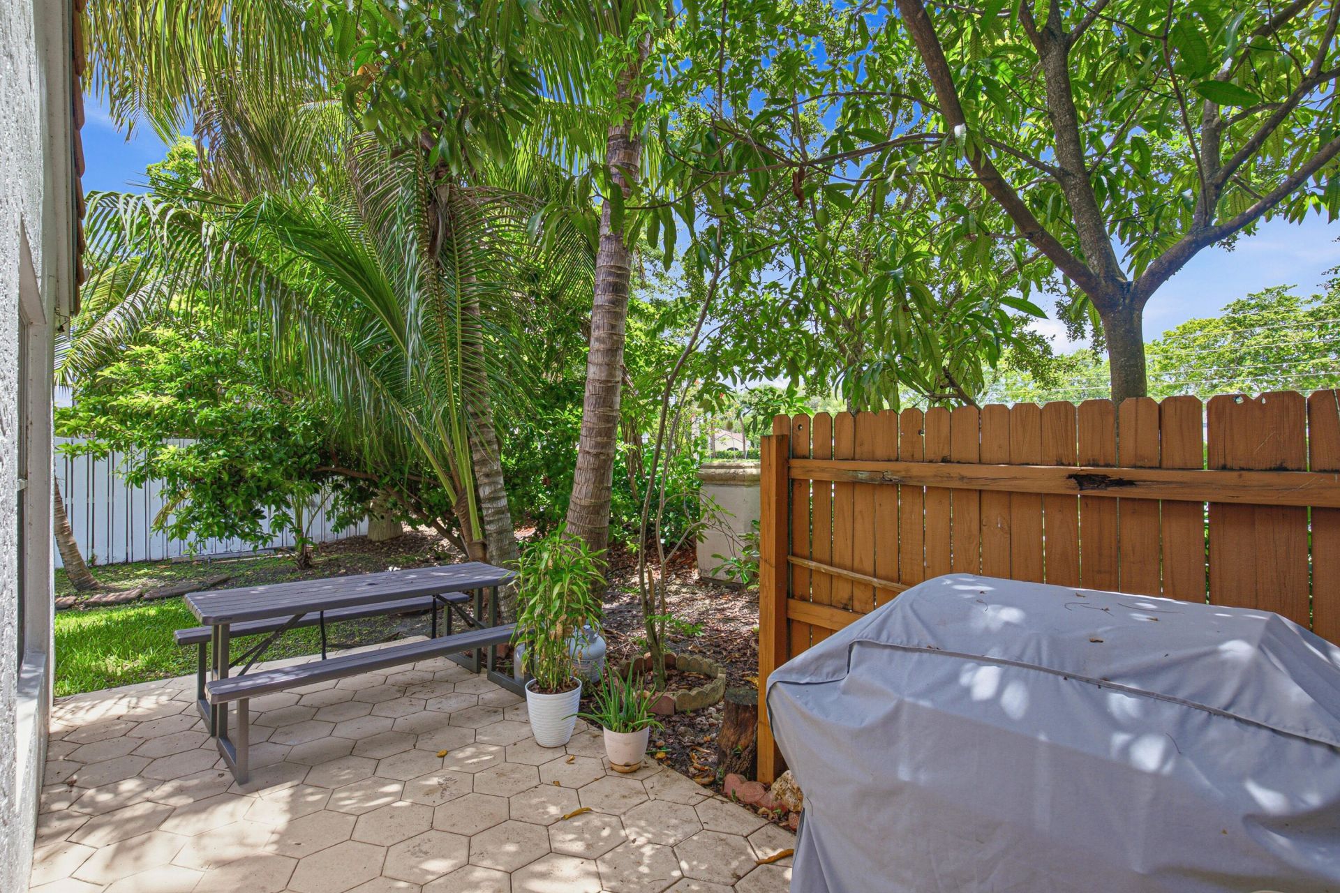 2036 NW 183rd Circle, Pembroke Pines, FL 33029 Photo