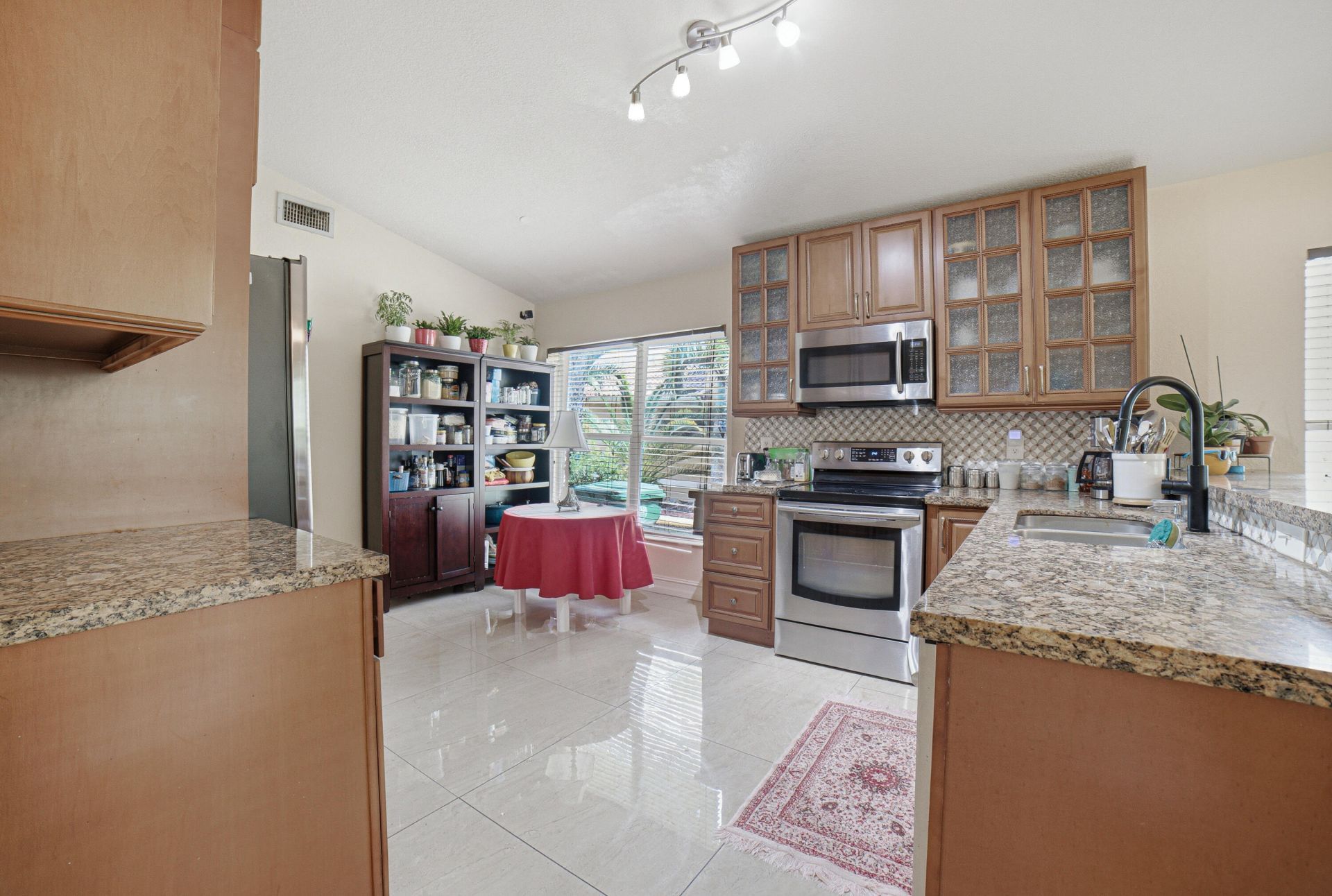 2036 NW 183rd Circle, Pembroke Pines, FL 33029 Photo