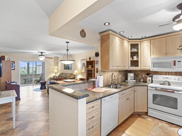 2615 NE 1st Court, Unit 403, Boynton Beach, FL 33435