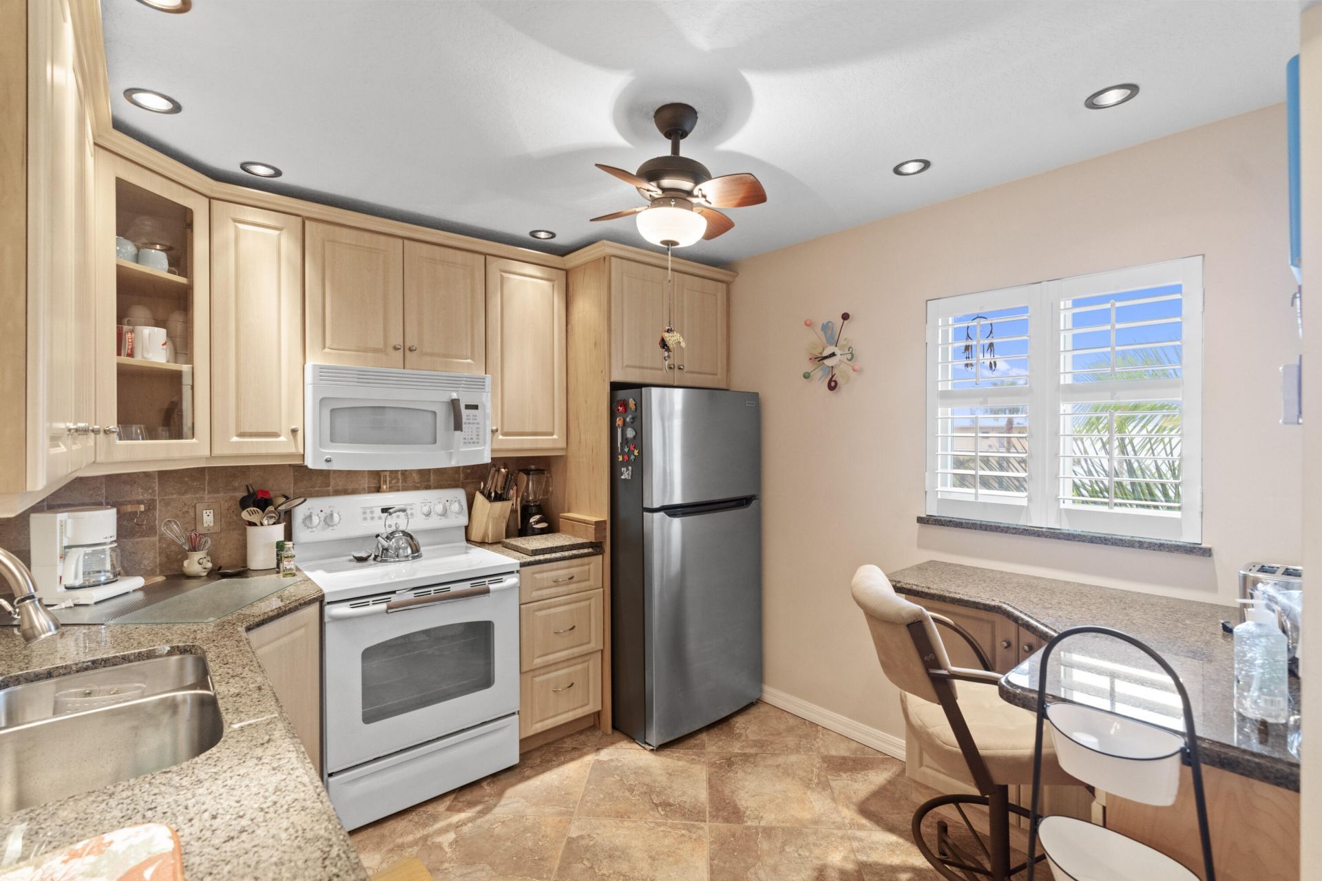 2615 NE 1st Court, Unit 403, Boynton Beach, FL 33435 Photo