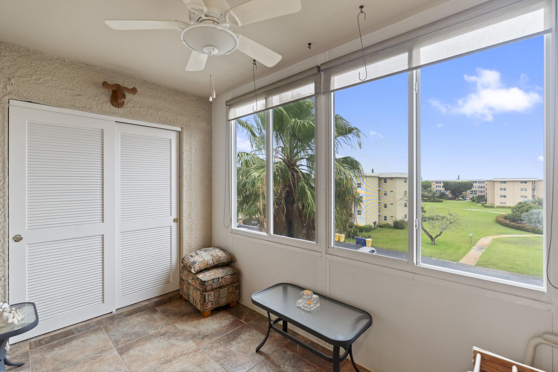 2615 NE 1st Court, Unit 403, Boynton Beach, FL 33435 Photo