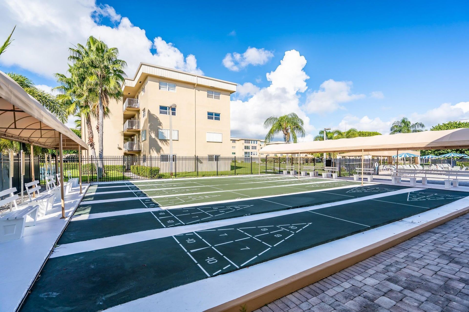 2615 NE 1st Court, Unit 403, Boynton Beach, FL 33435 Photo