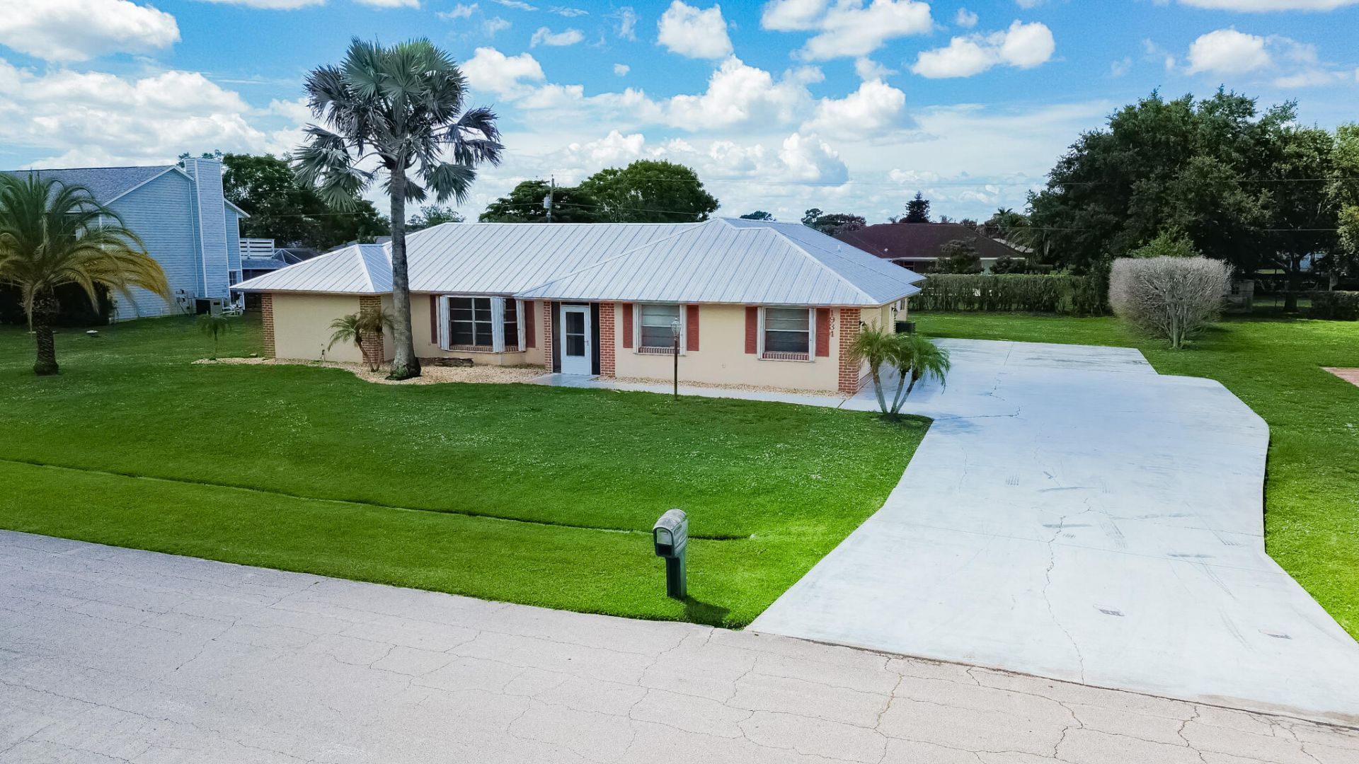 1934 SE Tickridge Road, Port Saint Lucie, FL 34952 Photo