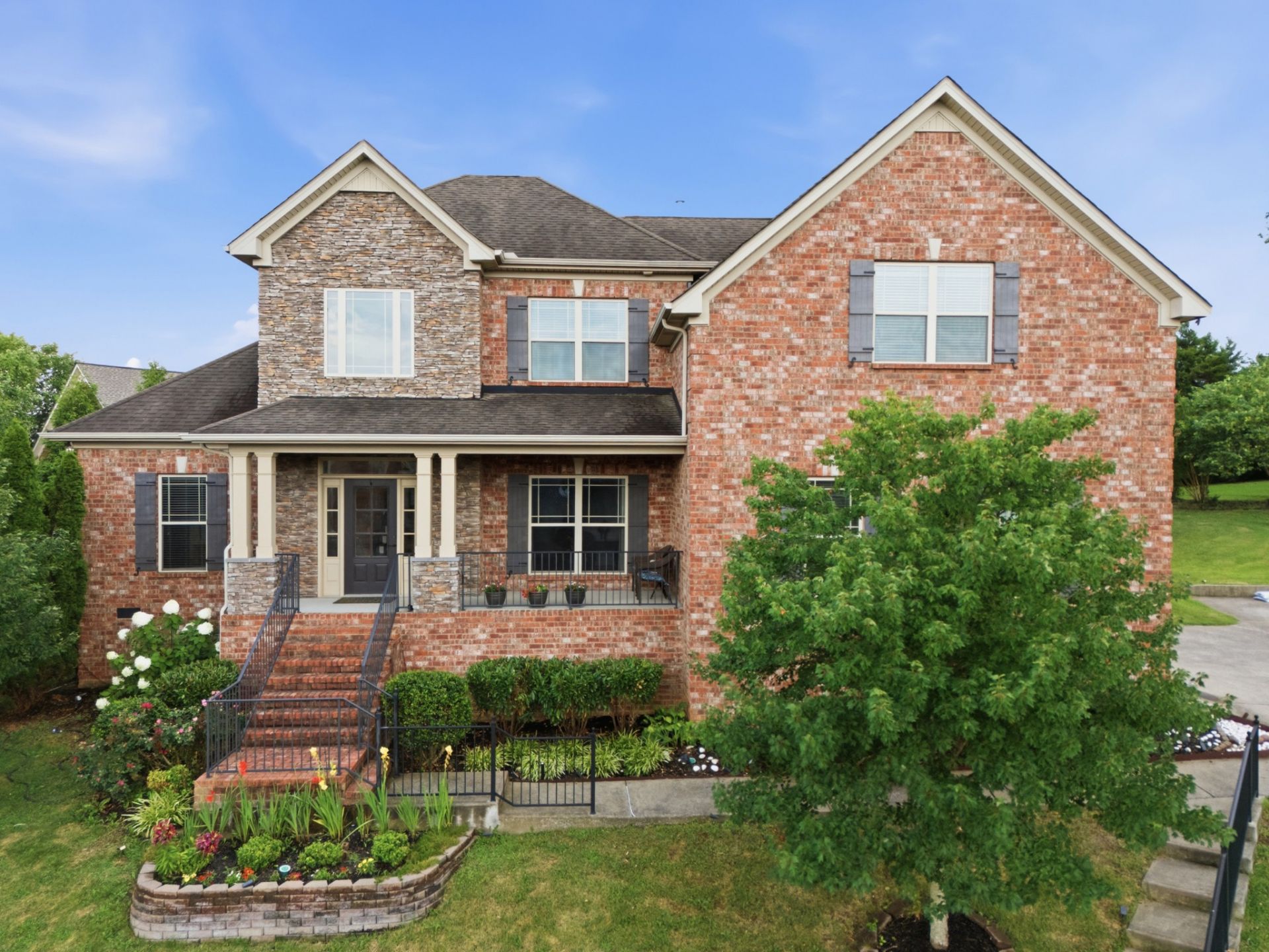 813 Fanning Ct, Gallatin, TN 37066 Main Photo