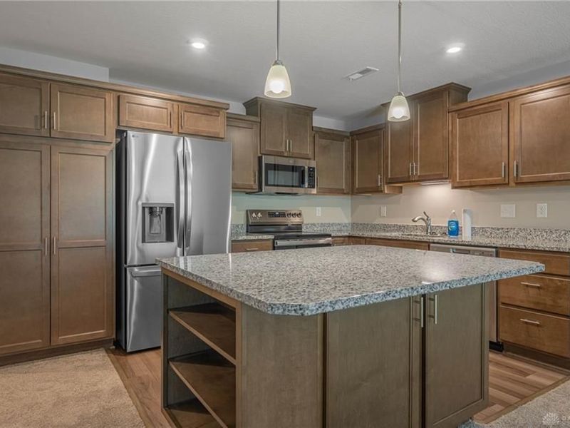 1643 Honey Tree Pl, Sugarcreek Township, OH 45459 Photo 7