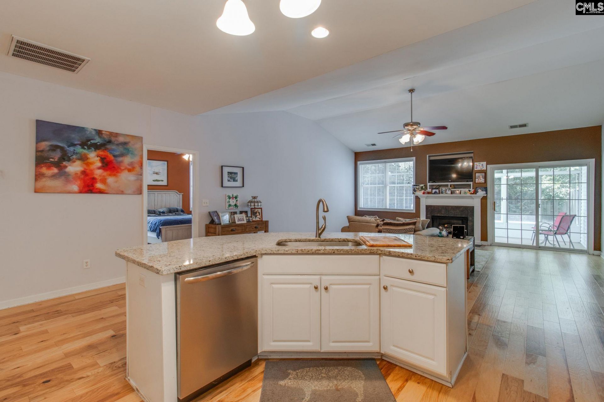 621 Harmon Street  Photo 12