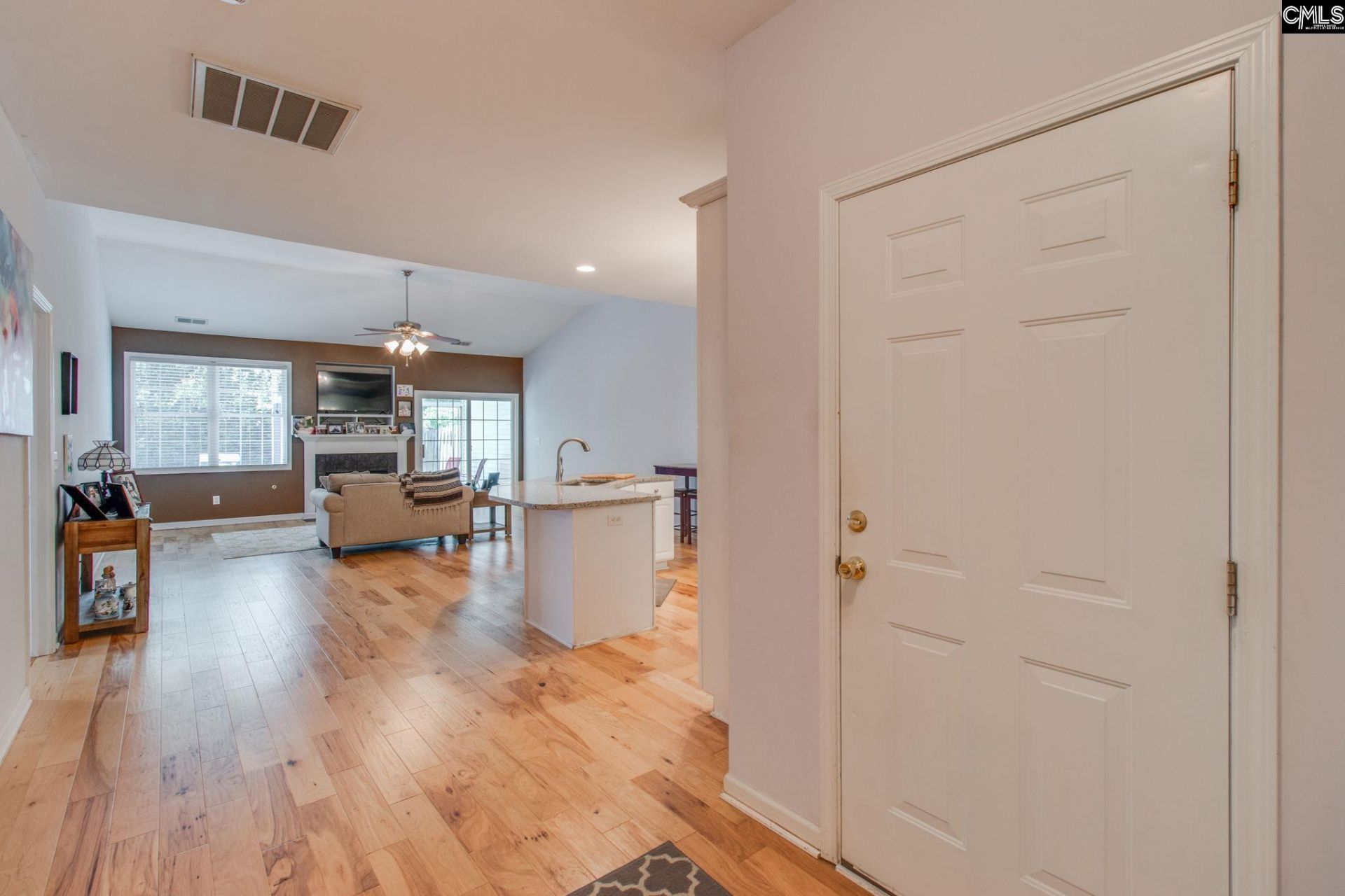 621 Harmon Street  Photo 4