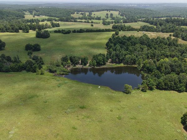 128 Republican Road, Salem, AR 72576
