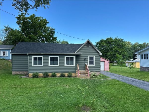 35 Bolton Avenue, Alexandria Bay, NY 13607