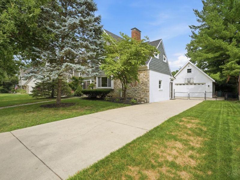 3748 Middlebrook Avenue, Cincinnati, OH 45208 Photo 2