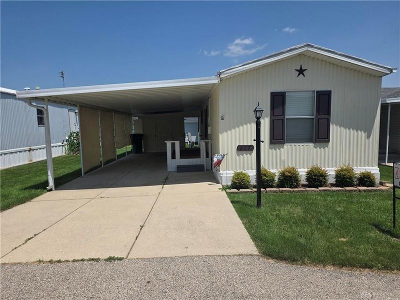 217 Pecan Drive, Fairborn, OH 45324 Photo 1