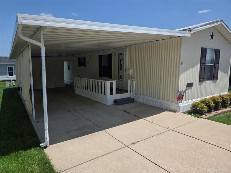 217 Pecan Drive, Fairborn, OH 45324 Photo 2