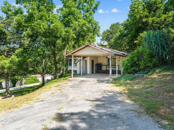 85 Quarterline Drive , Cape Fair, MO 65624