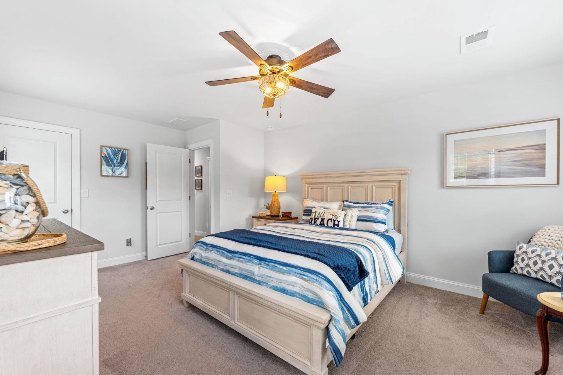 2401 Thoroughfare Dr. Photo 23