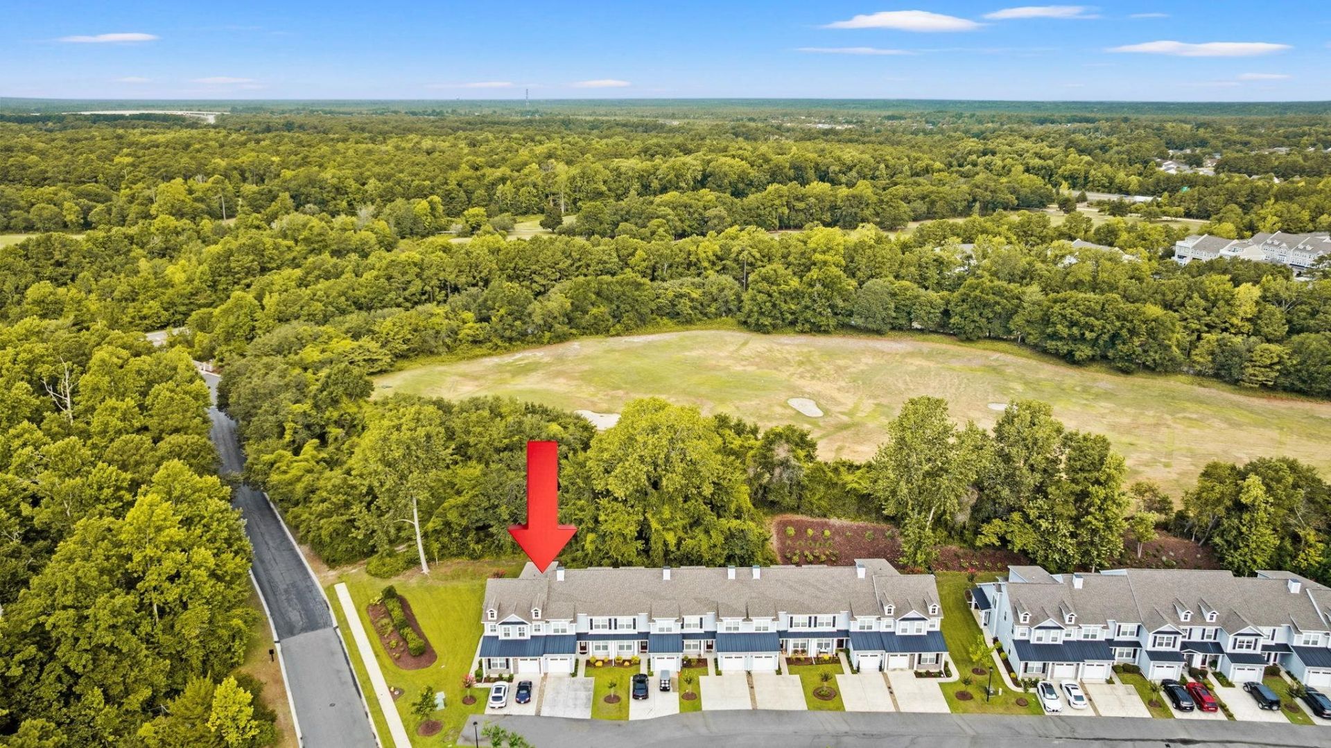 2401 Thoroughfare Dr. Photo 40