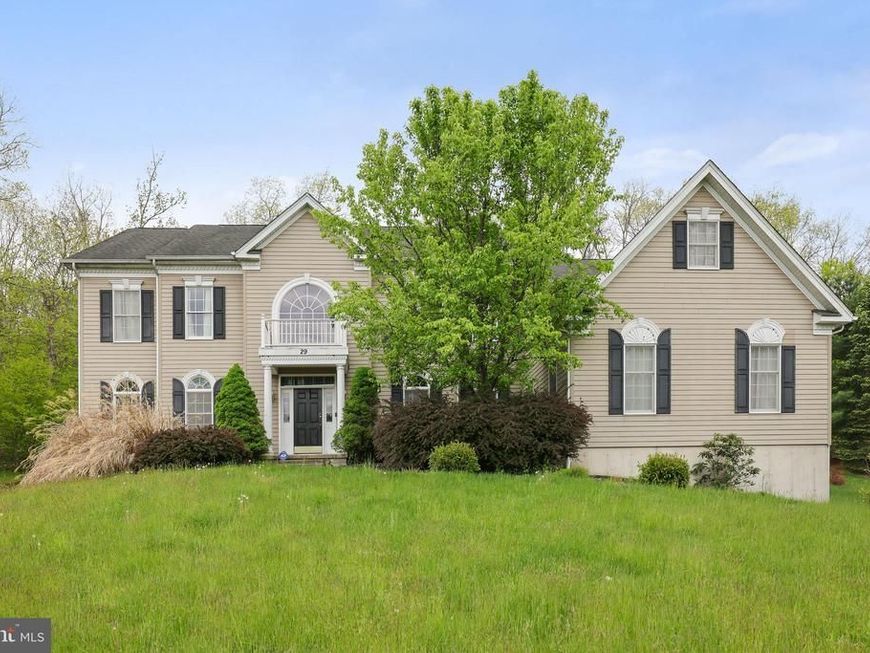 258 Rising Meadow Way, East Stroudsburg, PA 18302 Main Photo