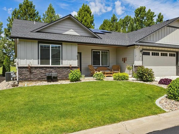 1109 N Country Club Dr, Deer Park, WA 99006
