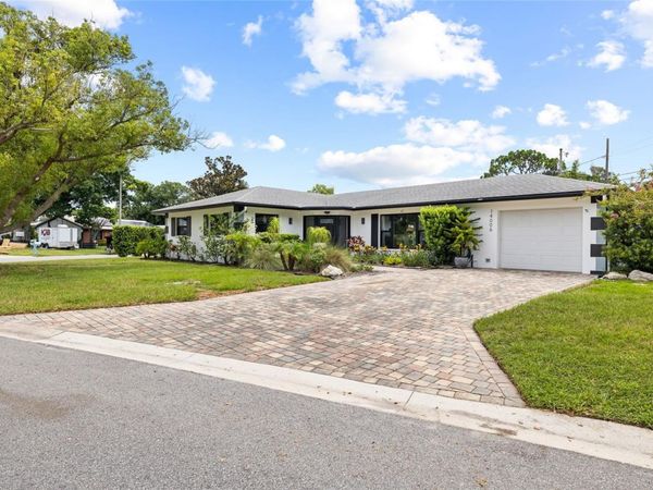 14006 81ST AVENUE, SEMINOLE, FL 33776
