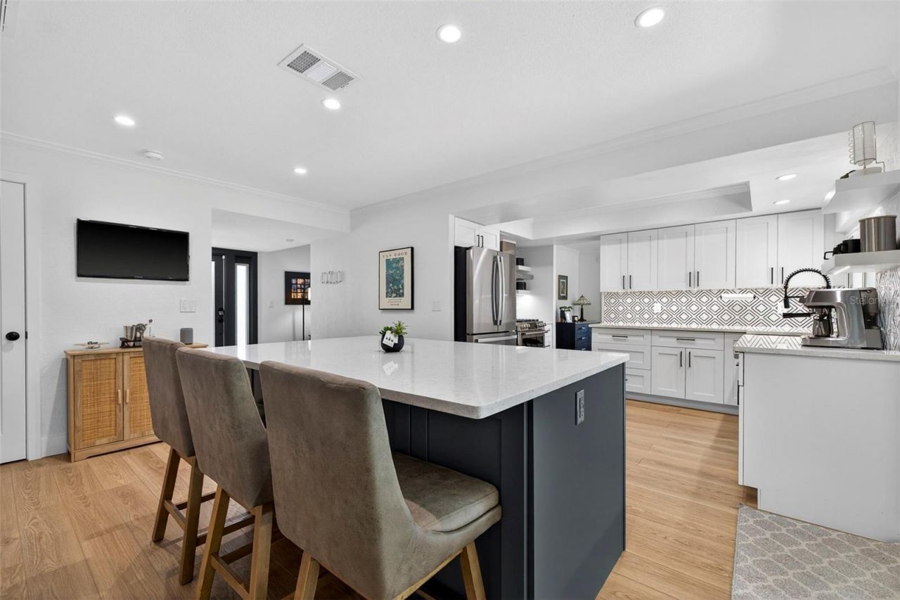 1122 45th Avenue Ne, Saint Petersburg, FL 33703 Photo