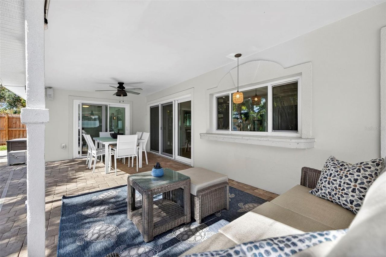1122 45th Avenue Ne, Saint Petersburg, FL 33703 Photo