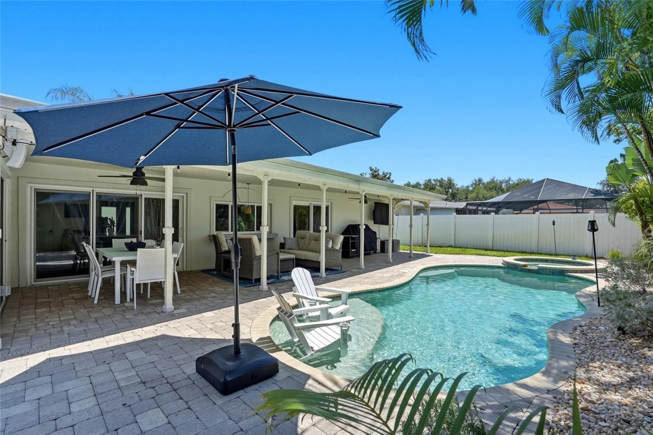 1122 45th Avenue Ne, Saint Petersburg, FL 33703 Photo