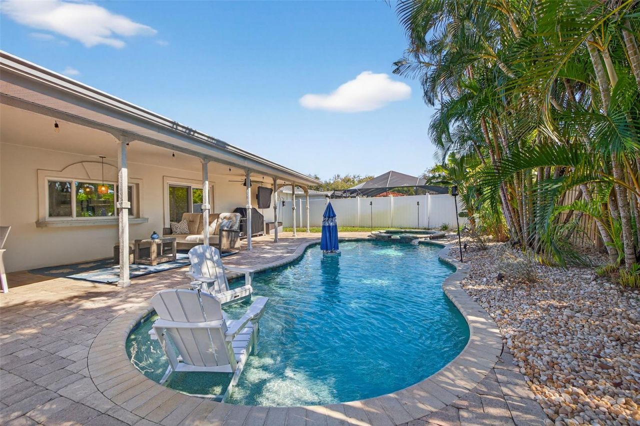 1122 45th Avenue Ne, Saint Petersburg, FL 33703 Photo