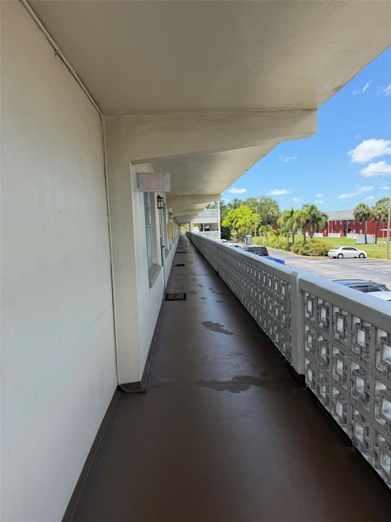 8100 Dr Martin Luther King Jr Street N, Unit 208, Saint Petersburg, FL 33702 Photo