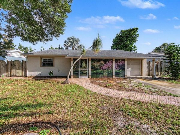 5580 58TH AVENUE N, ST PETERSBURG, FL 33709