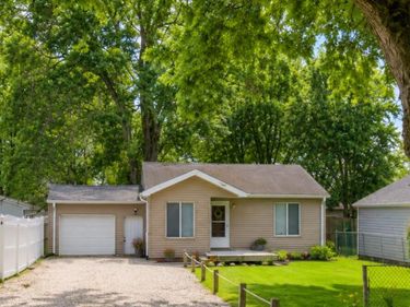 207 COMANCHE Street, COUNCIL BLUFFS, IA 51501