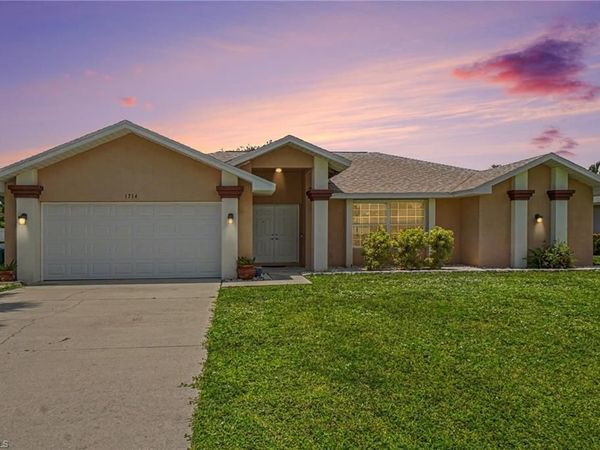 1714 SE 21st TER, CAPE CORAL, FL 33990